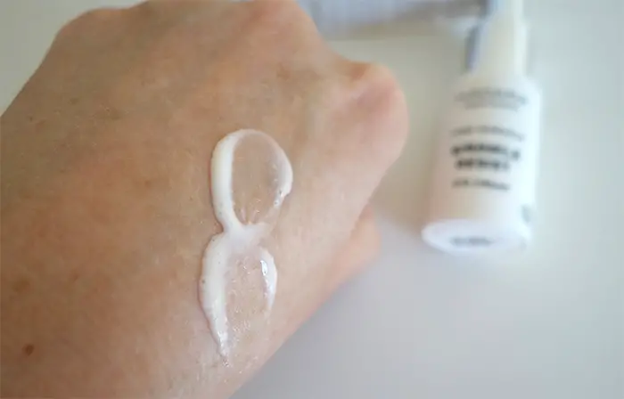 Madara Time Miracle Wrinkle Resist Eye Cream - texture